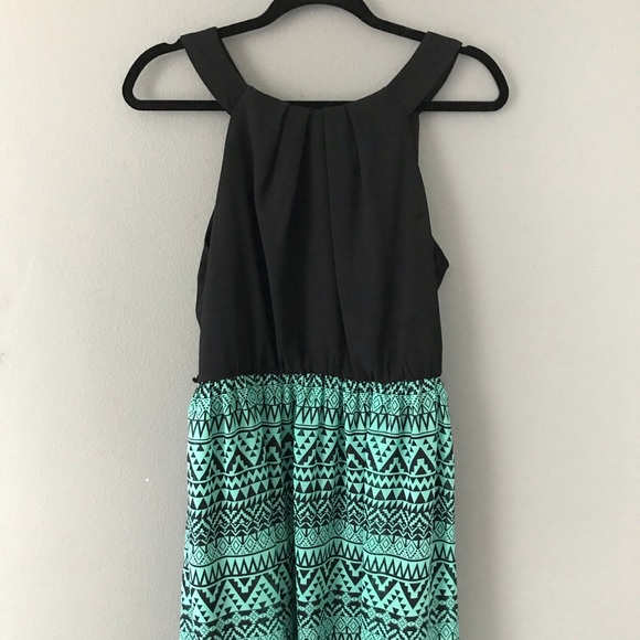 Black and teal patterned dress! - Picture 1 of 4